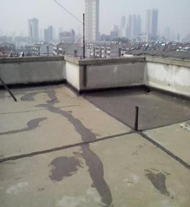 周口漏水维修 楼顶漏水是什么原因，楼顶漏水维修方法是什么?
